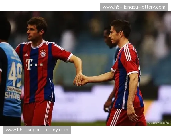 烽烟再起：阿尔赖扬与希拉尔，一场宿命的对决，点燃绿茵场上的荣耀之火