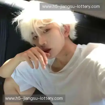 鲁能琛